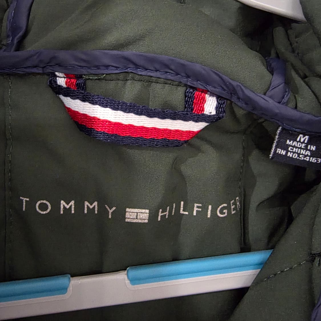 타미힐피거 블랙 후드 패딩 점퍼 상품이미지5