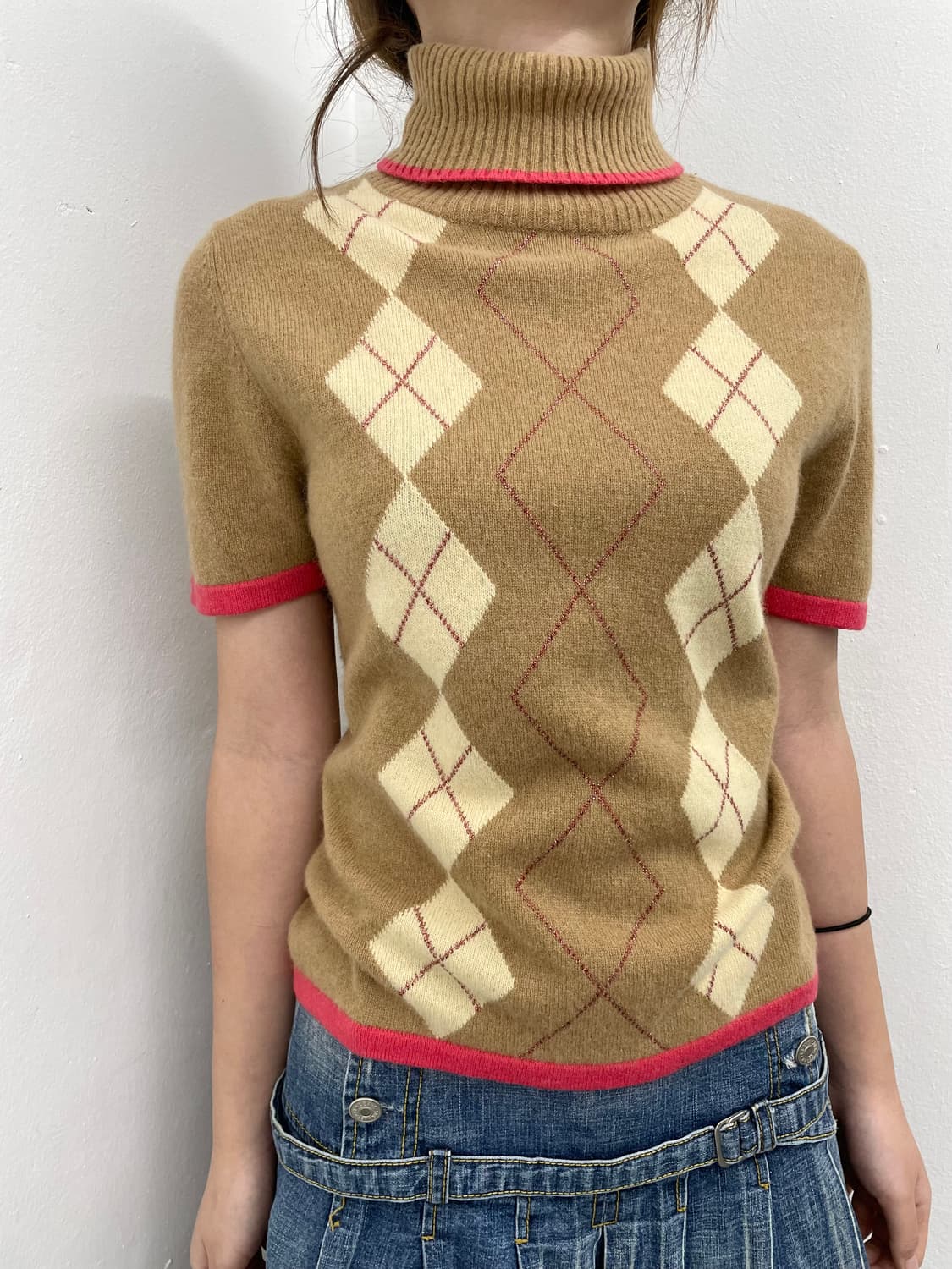 앙고라 프레피 아가일 하프 니트 상품이미지1