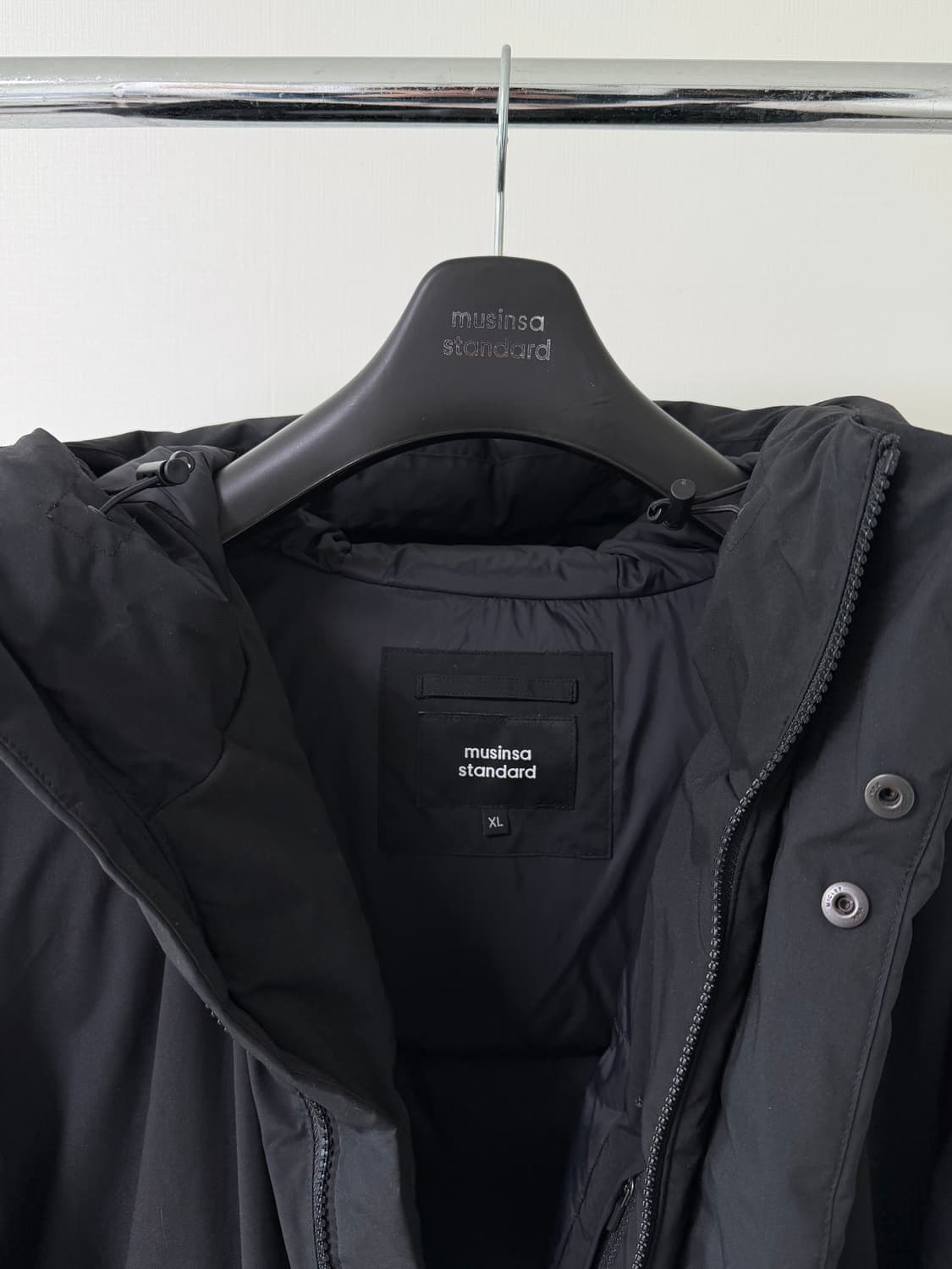 무신사스탠다드 미니멀 후디드 패딩 상품이미지3