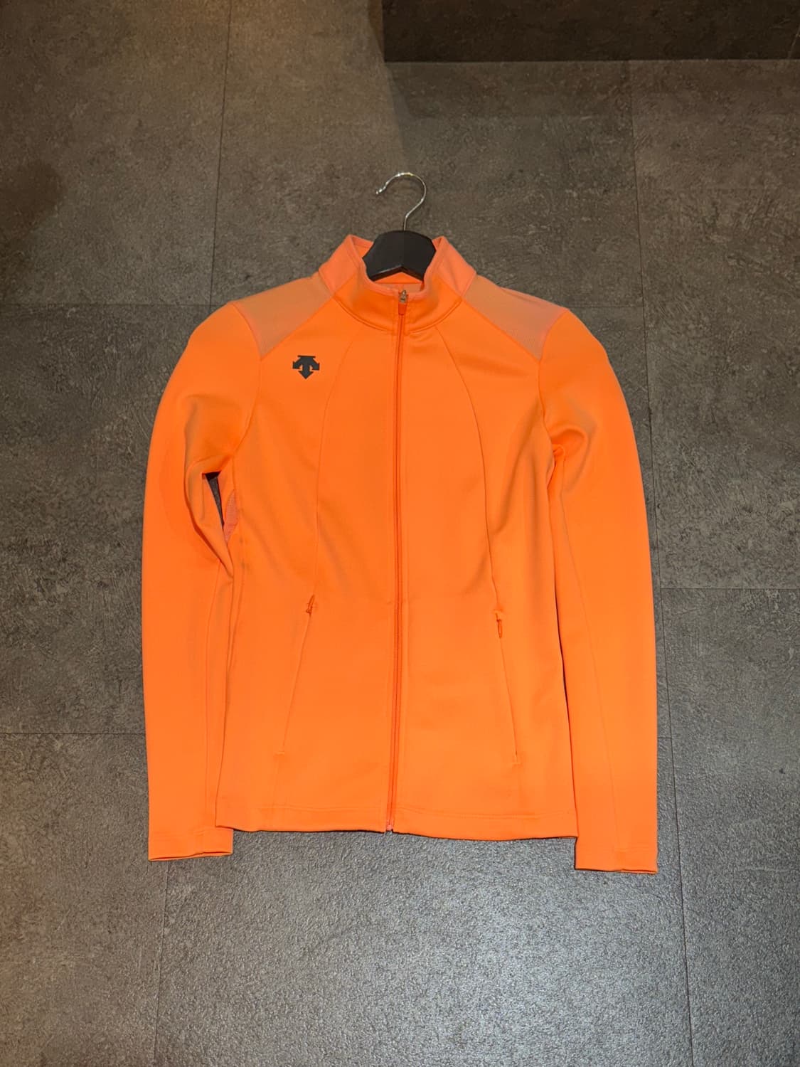 데상트 여성 집업 져지 85사이즈 상품이미지2