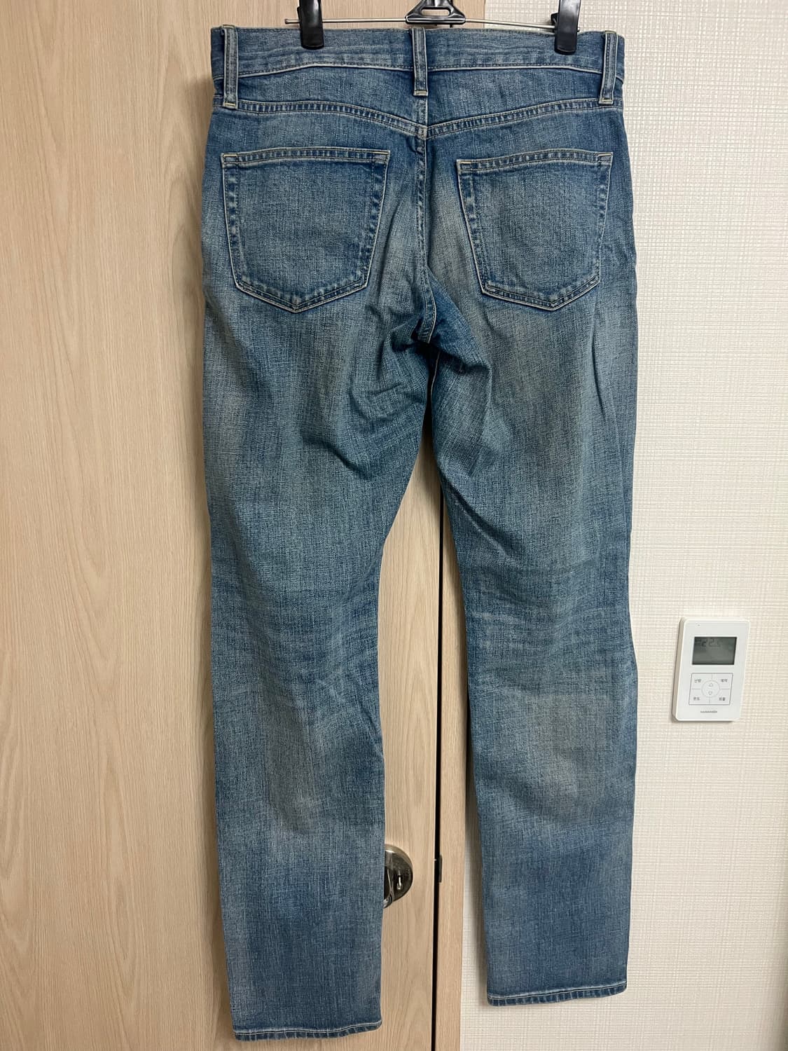 유니클로 워싱 슬림피트 스트레치 셀비지진/71 상품이미지2