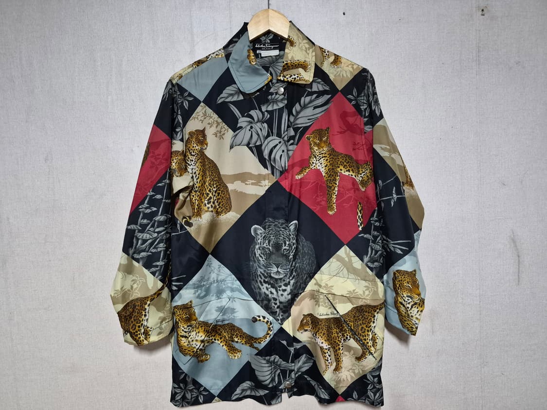살바로토 페라가모 레오파드 프린팅셔츠/자켓 (XS) 상품이미지1