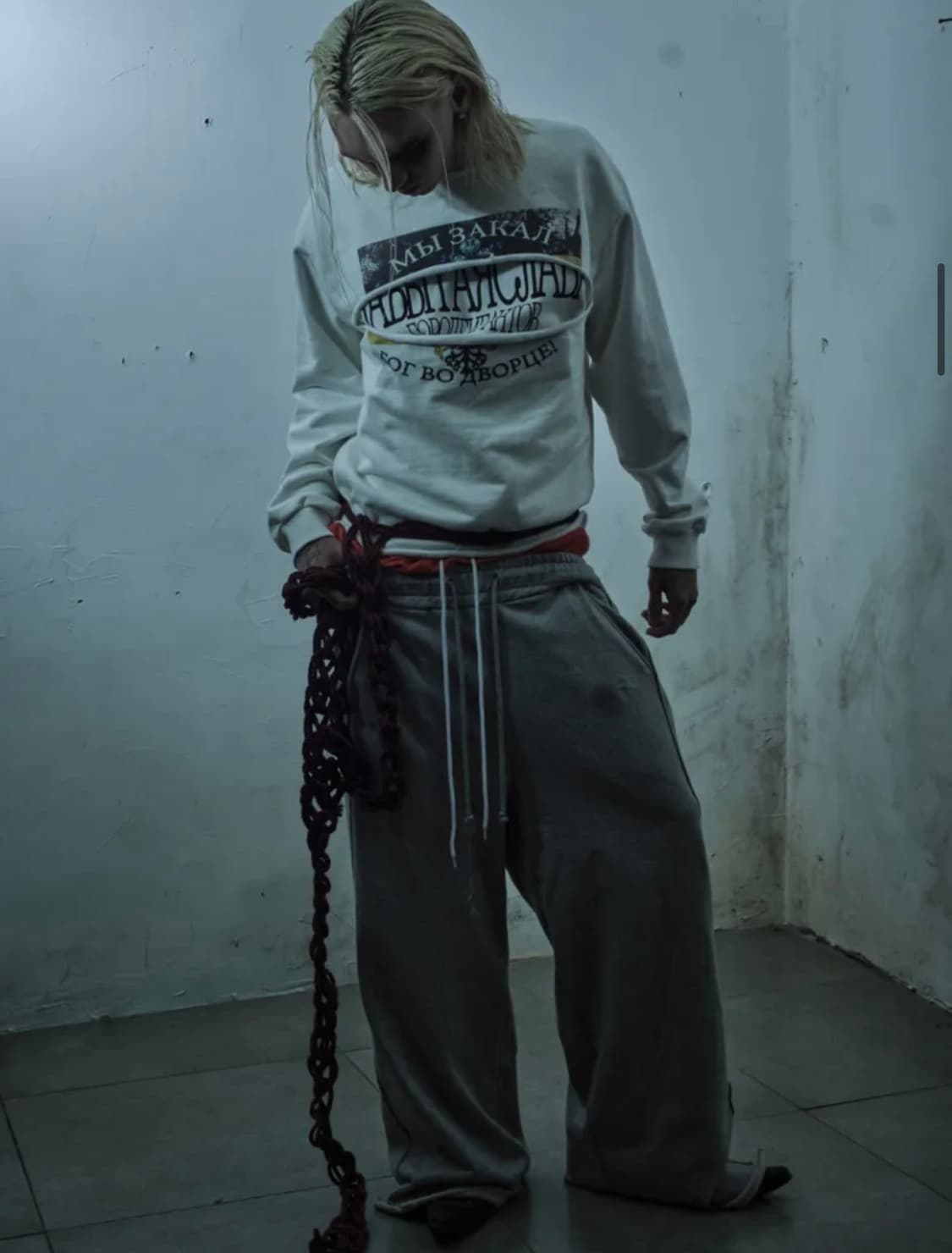 선데이오프클럽 Sagging Double Sweatpants - Red/ 상품이미지3