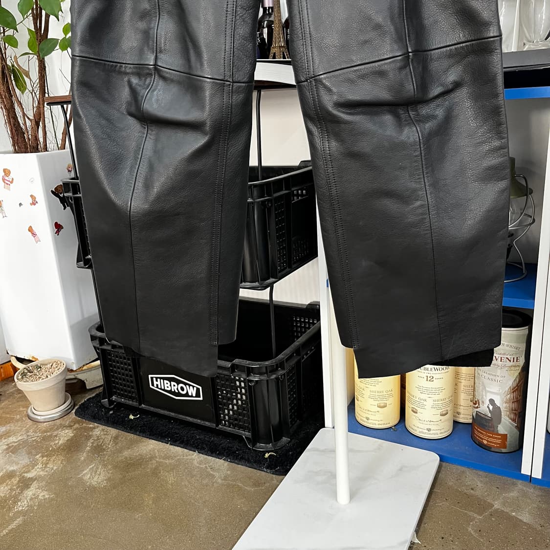 베트멍 우먼 카프스킨 컷아웃 레더팬츠 S 상품이미지3