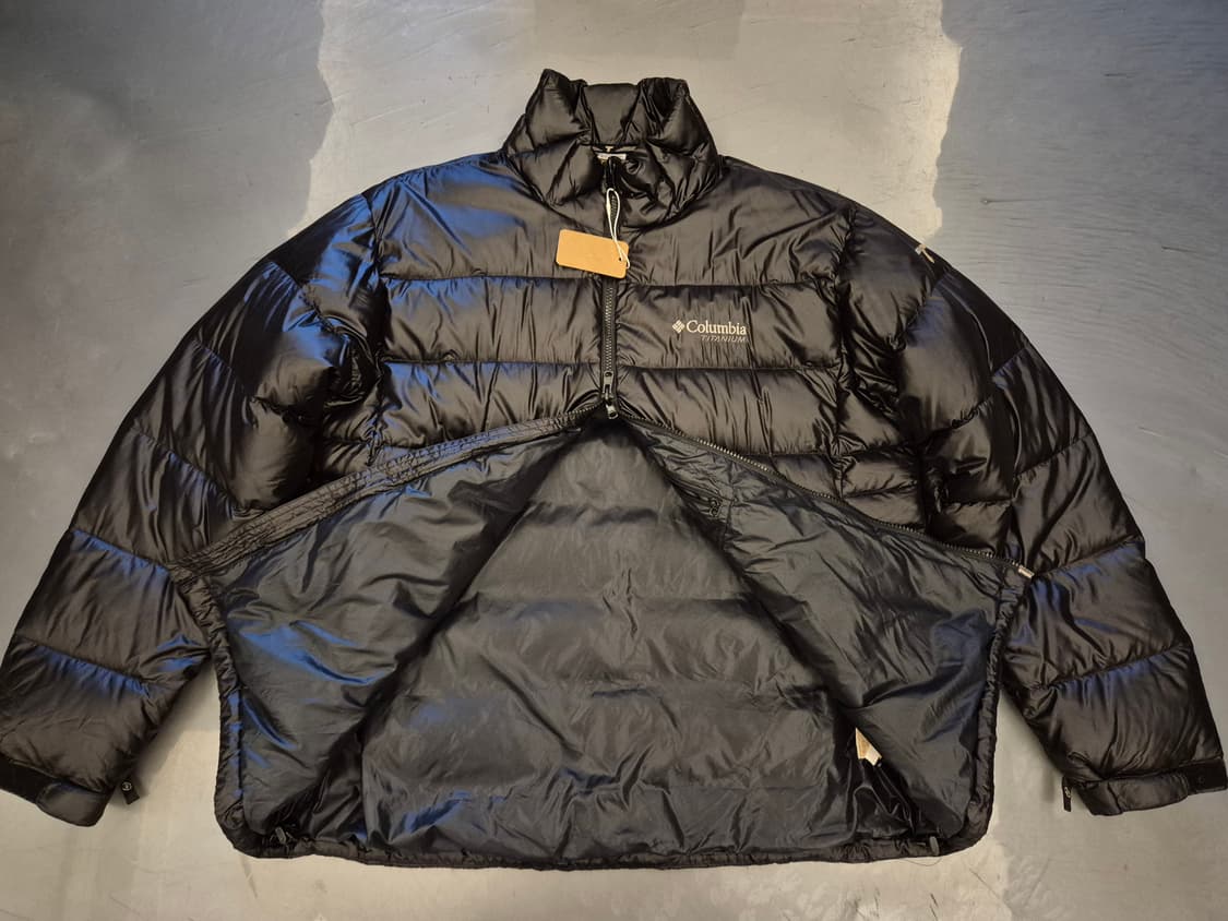 00s 컬럼비아 TITANIUM 구스다운 경량 패딩 상품이미지3