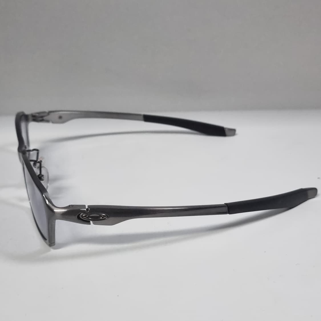 오클리 콘크리트 2.1 브러시드그레이 상품이미지6