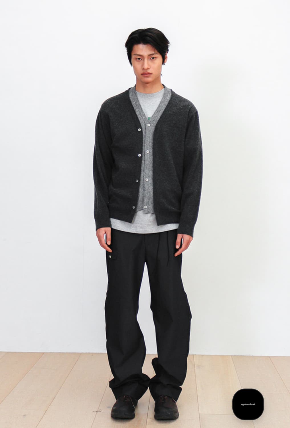  AZA V-NECK CARDIGAN - CHARCOAL (M) 상품이미지4