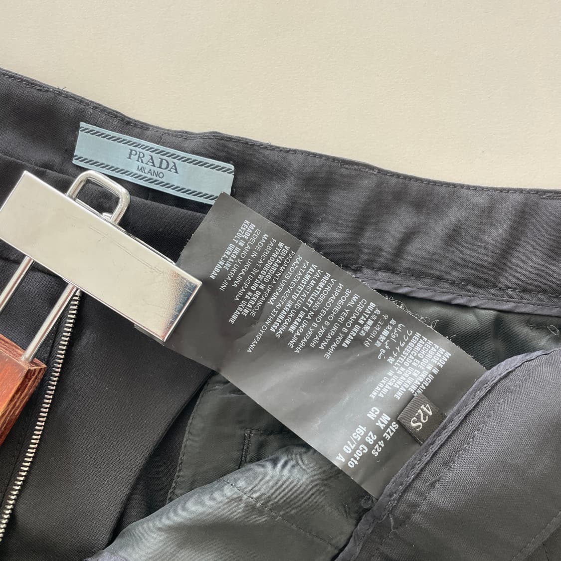 프라다 42|여성66 미니멀 테일러드 블랙 슬랙스 상품이미지4