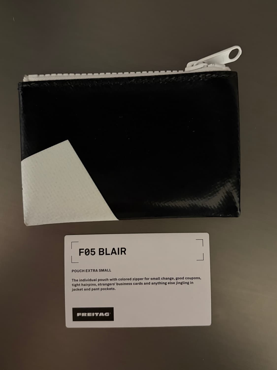 프라이탁 블레어 검흰 상품이미지2