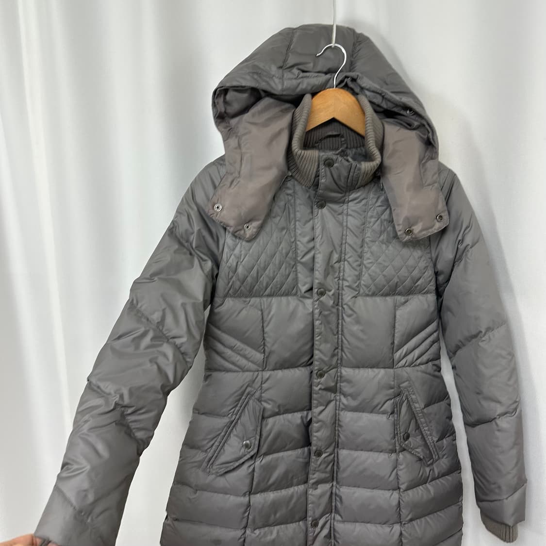   리바이스 여자 패딩 오리털 M 상품이미지2