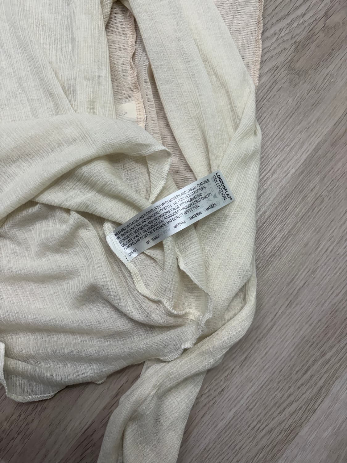 런던플랏 드윌 시스루 카라 티셔츠 상품이미지6