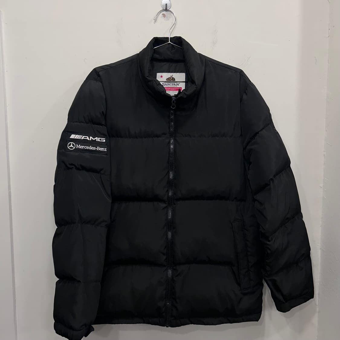 세인트페인 AMG 메르세데스 벤츠 로고 푸퍼 자켓 상품이미지2