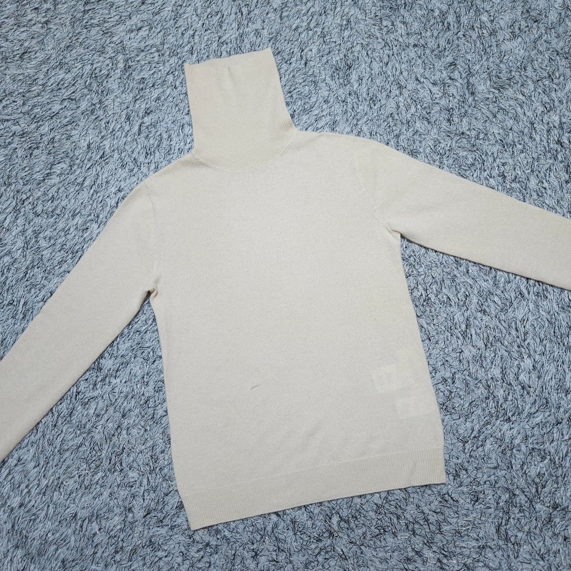 River리버) 55(36) 여성 캐시미어 목폴라니트 / 왕눈이샵 상품이미지2