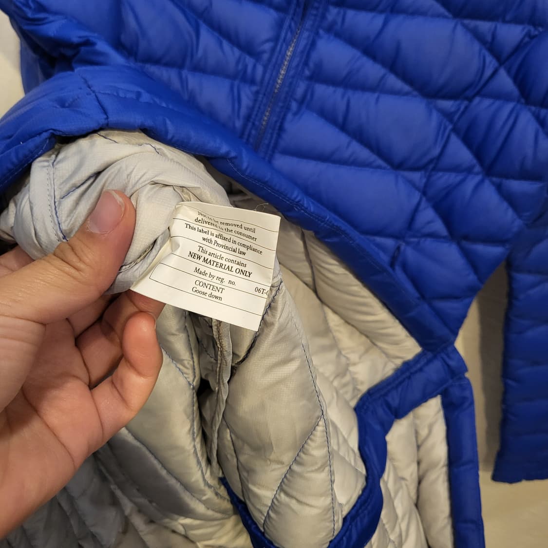 파타고니아 여성 경량 롱 패딩 코트 블루 상품이미지4