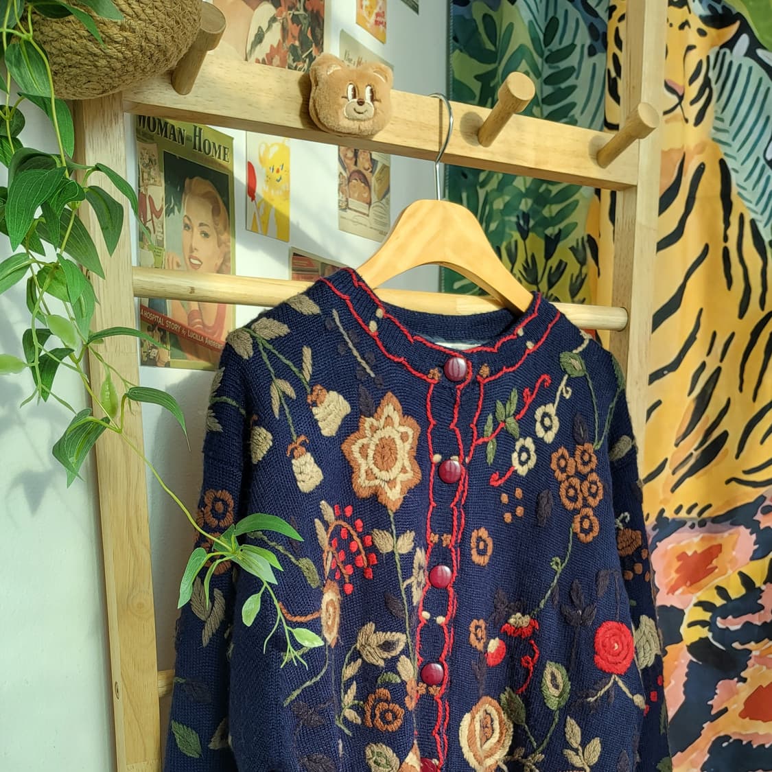 꽃자수 네이비 빈티지 가디건 상품이미지2