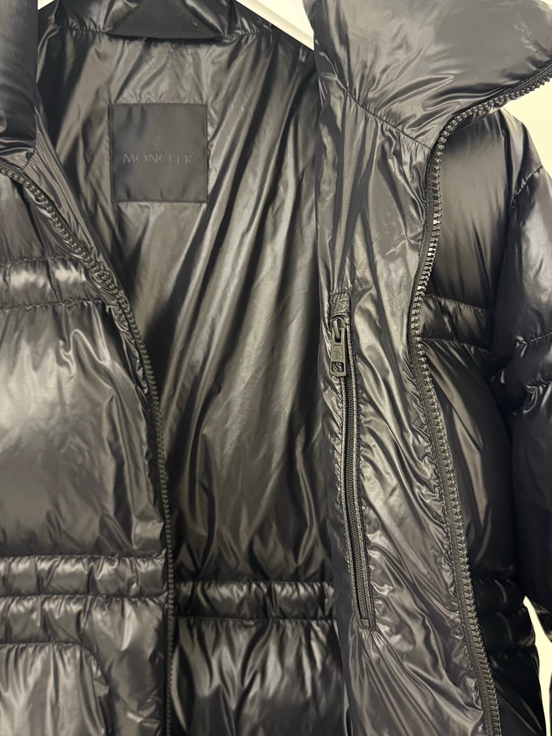 몽클레어 남성 패딩 상품이미지5