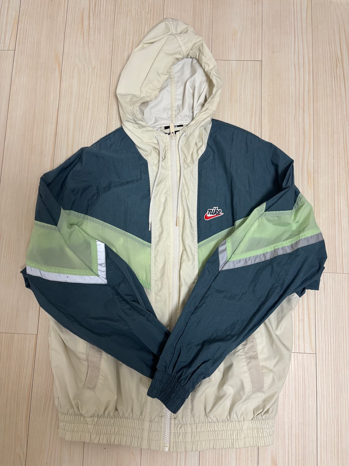 나이키 바람막이 M (빈티지 제품) 상품이미지1
