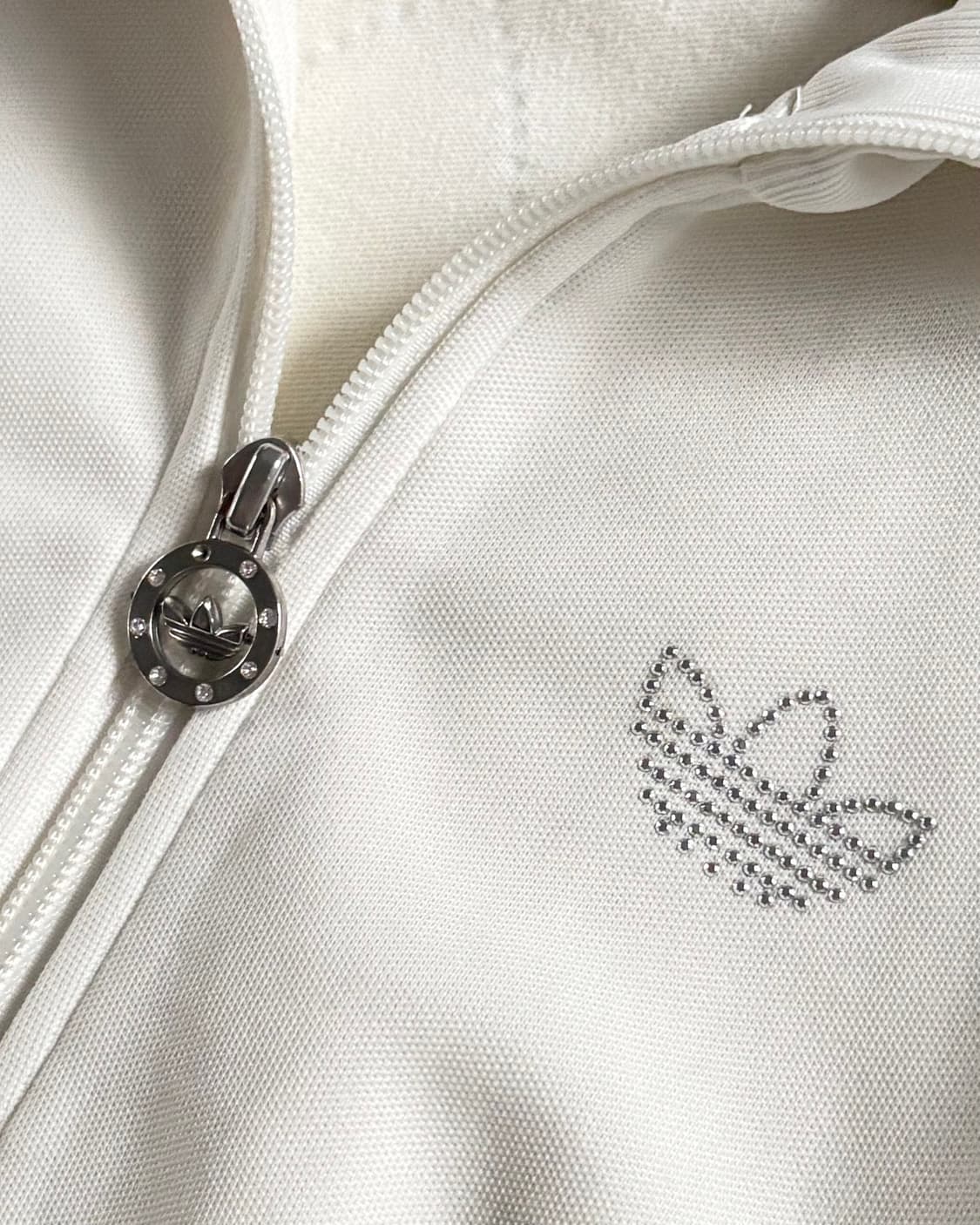 Adidas 아디다스 글리터로고 실버 우먼 크롭 트랙탑 상품이미지2