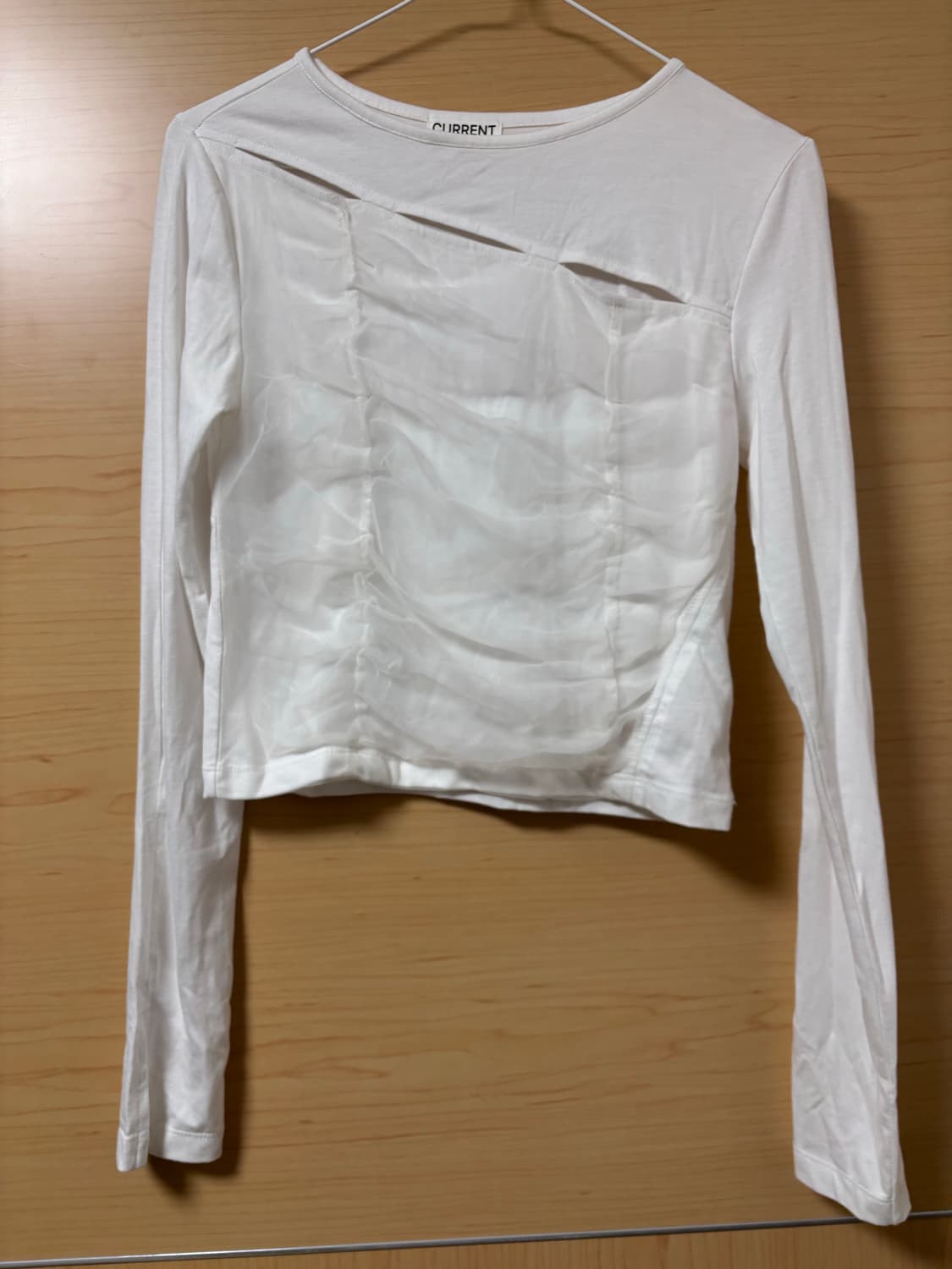 커렌트 메쉬 레이어드 셔링 티 상품이미지2