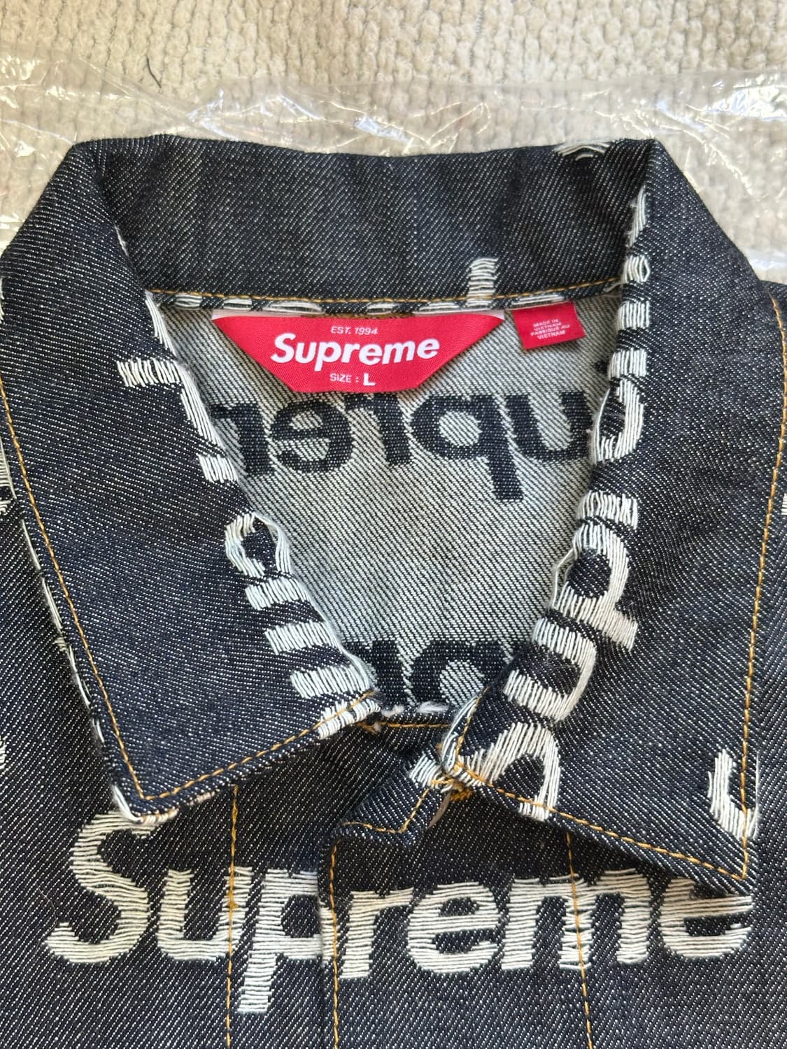 슈프림 자카드 로고 데님 셋업  (자켓/팬츠) 상품이미지2