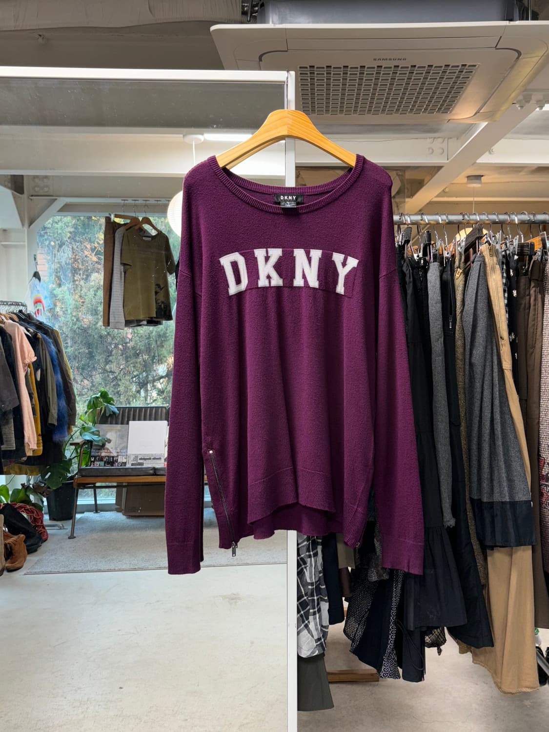 Dkny 마룬 니트 상품이미지1