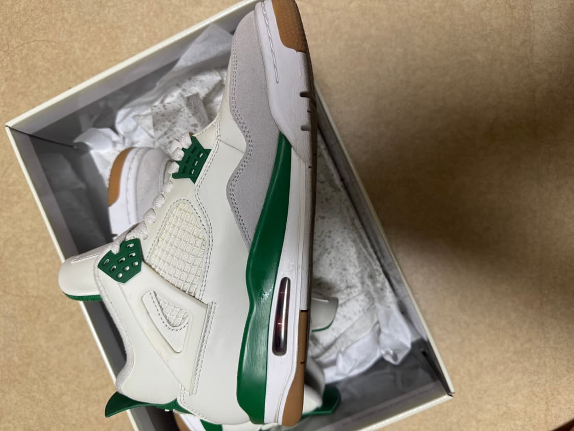 조던4 sb파인그린 260팝니다. 서태웅신발 상품이미지6