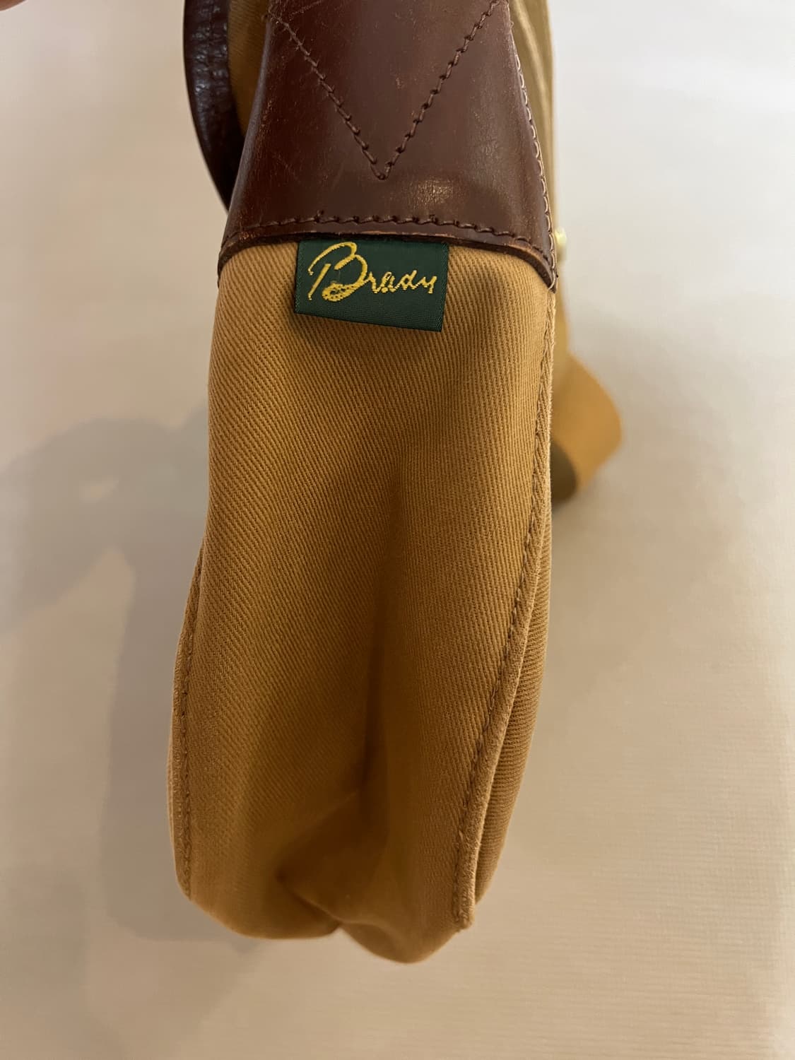 브래디백 아리엘 라지(카키) 상품이미지5