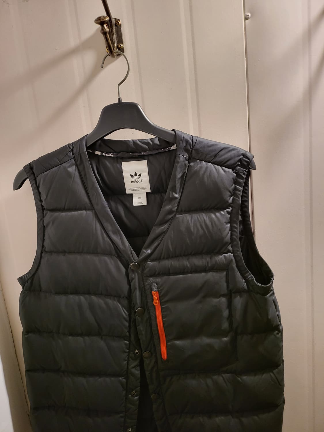 [100]아디다스 라이트 다운 패딩 조끼 상품이미지2
