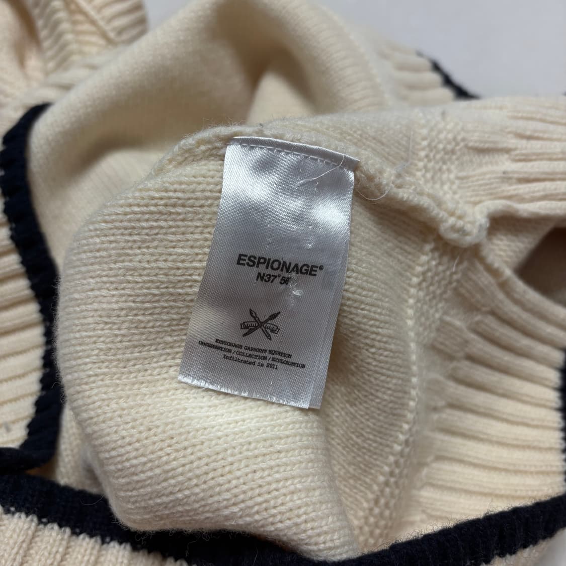 정품 에스피오나지 메리노 울 아이보리 니트 스웨터 상품이미지8