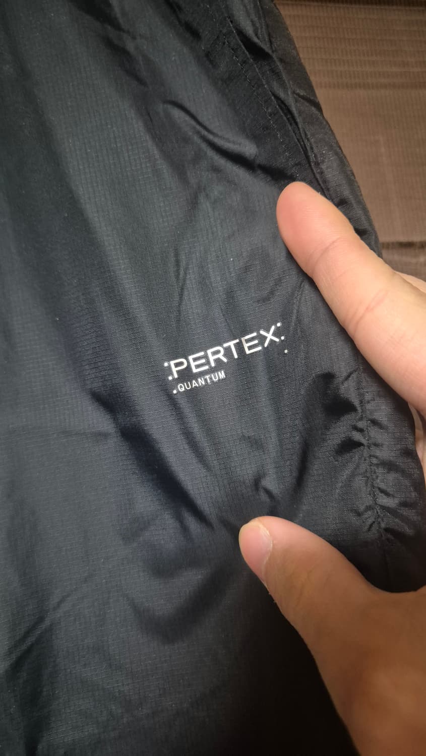 [1]그라프페이퍼 24fw 퍼텍스 퀀텀 써모 팬츠 블랙 상품이미지4