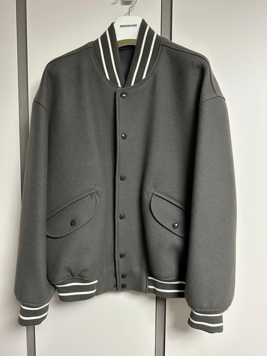 브라운야드 22FW 바시티 자켓 올리브 (5사이즈)ㅢ 해 상품이미지1