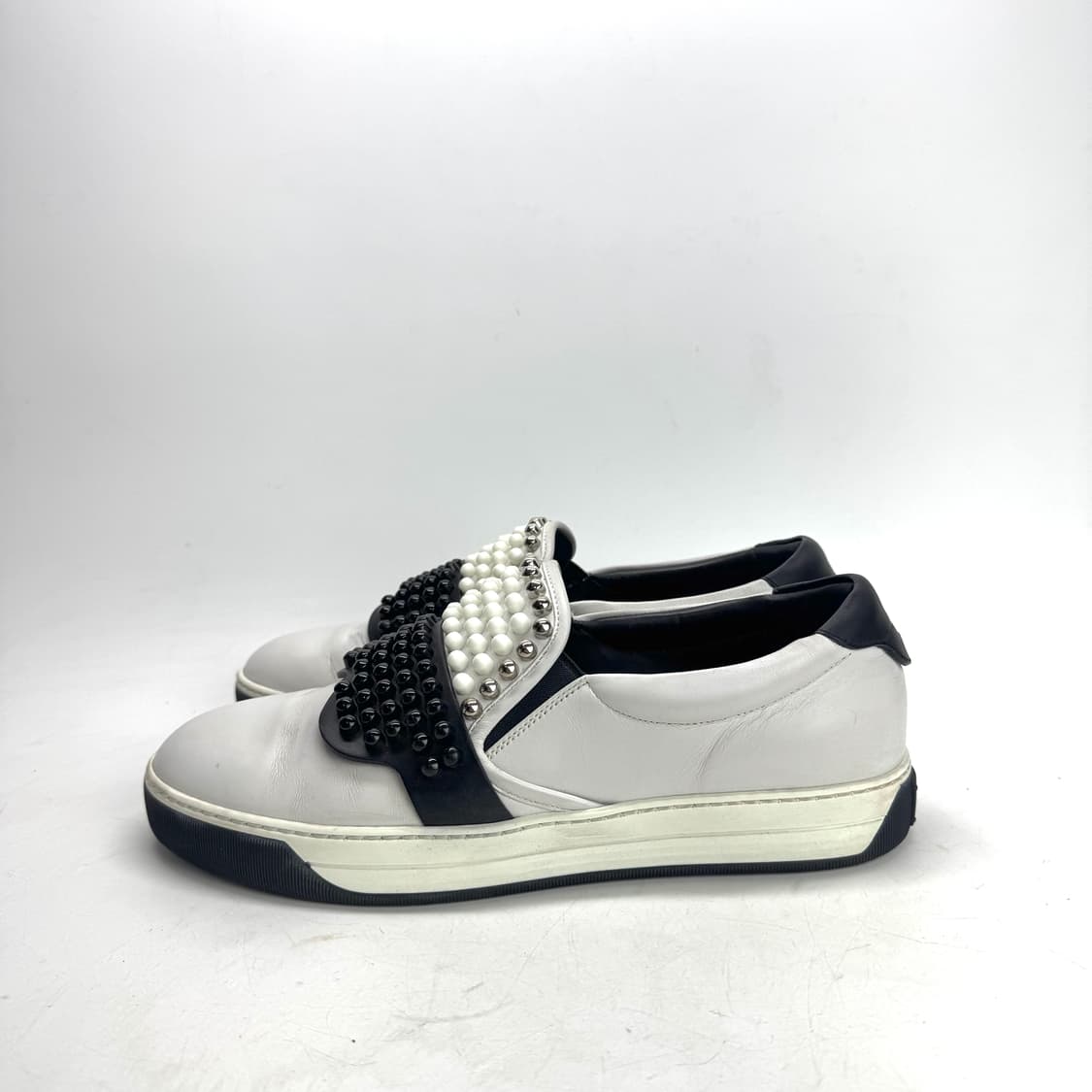 260) FENDI 펜디 칼리토 스터드 슬립온 스니커즈 상품이미지1