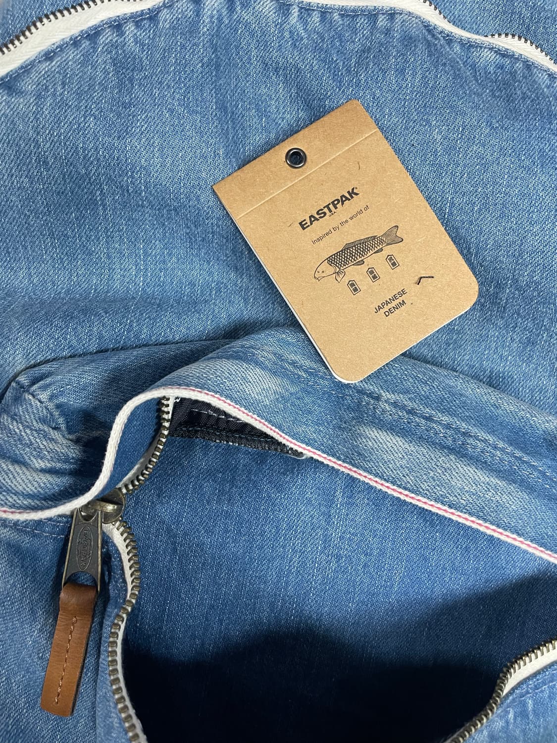 EASTPAK x KUROKI 셀비지 데님 백팩 상품이미지9