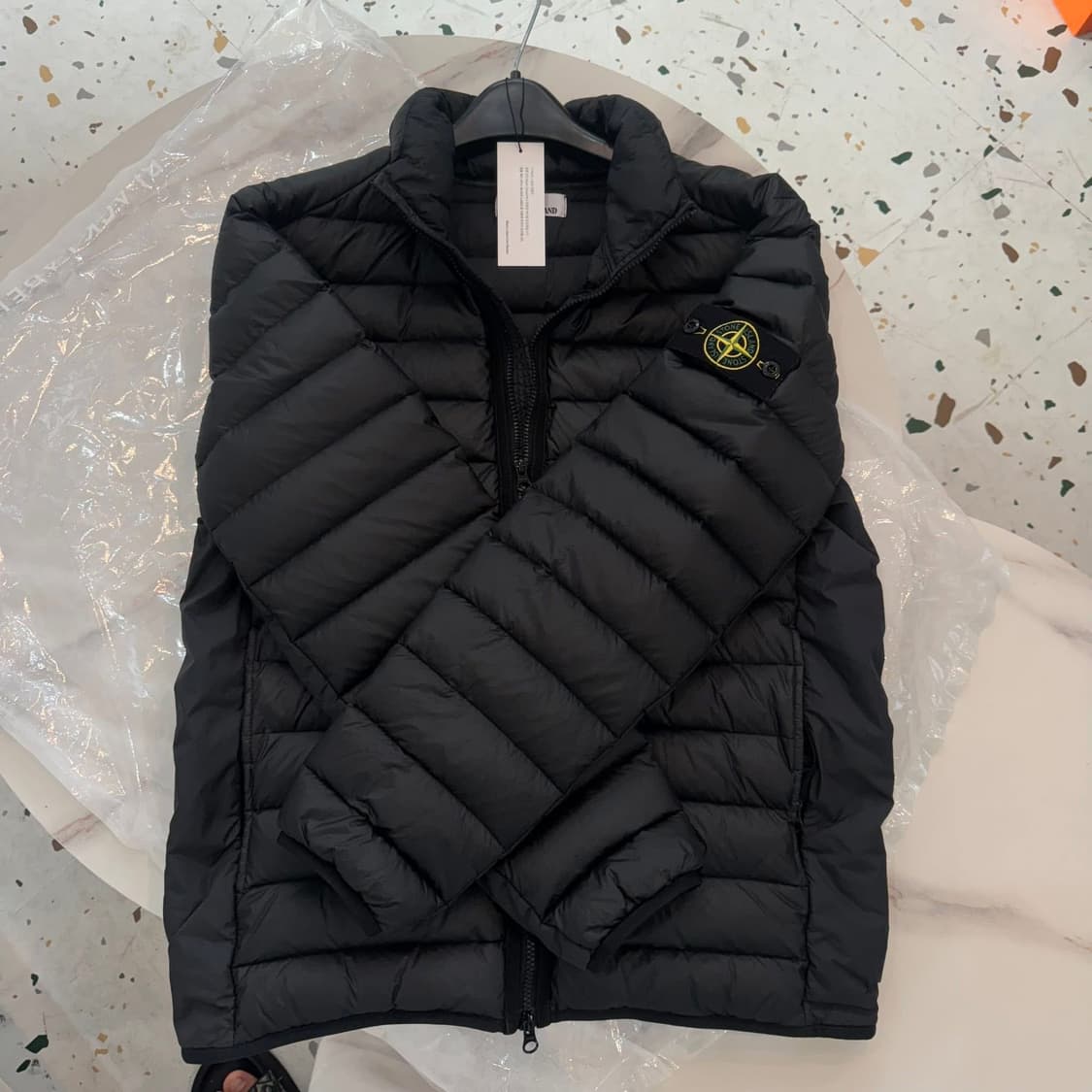 스톤아일랜드 룸우븐 블랙 라지사이즈 상품이미지1