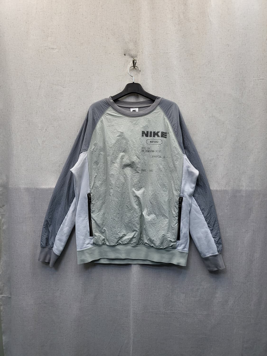 나이키 맨투맨 상품이미지1