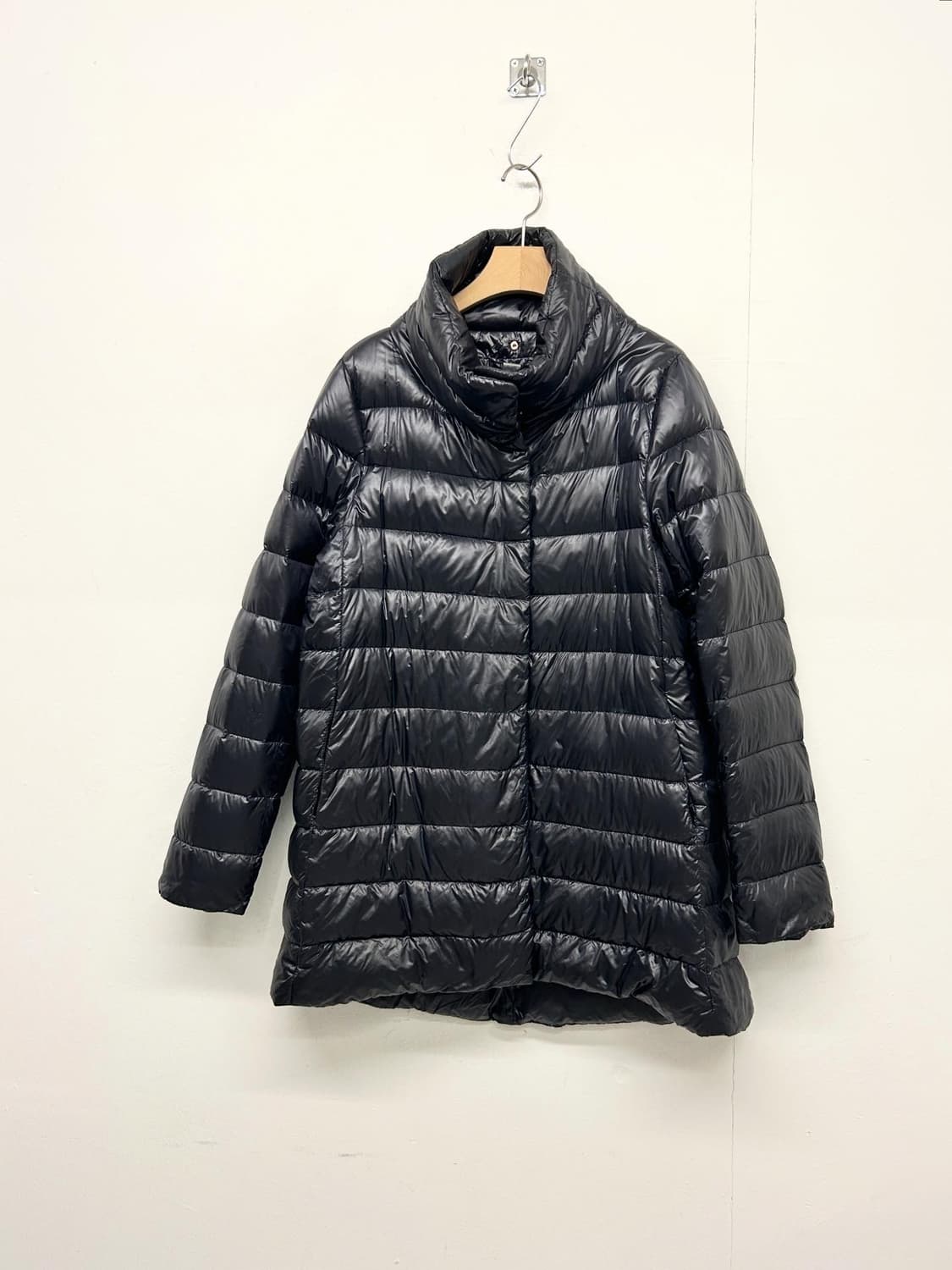 HERNO 에르노 블랙 경량 패딩  상품이미지1