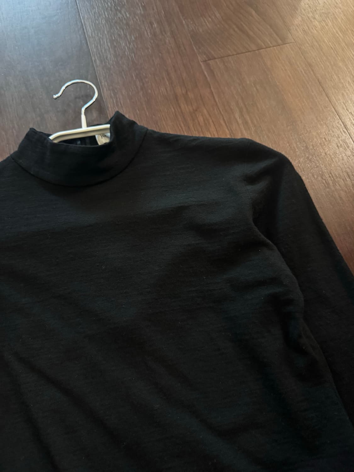 입생로랑 하프넥 울 니트 상품이미지2