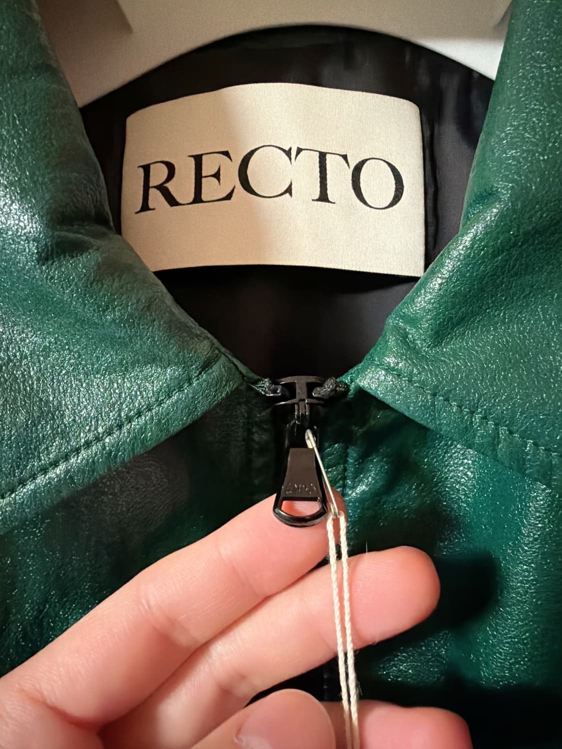 RECTO 60S BENN SHINE FAUX LEATHER JACKET 상품이미지4