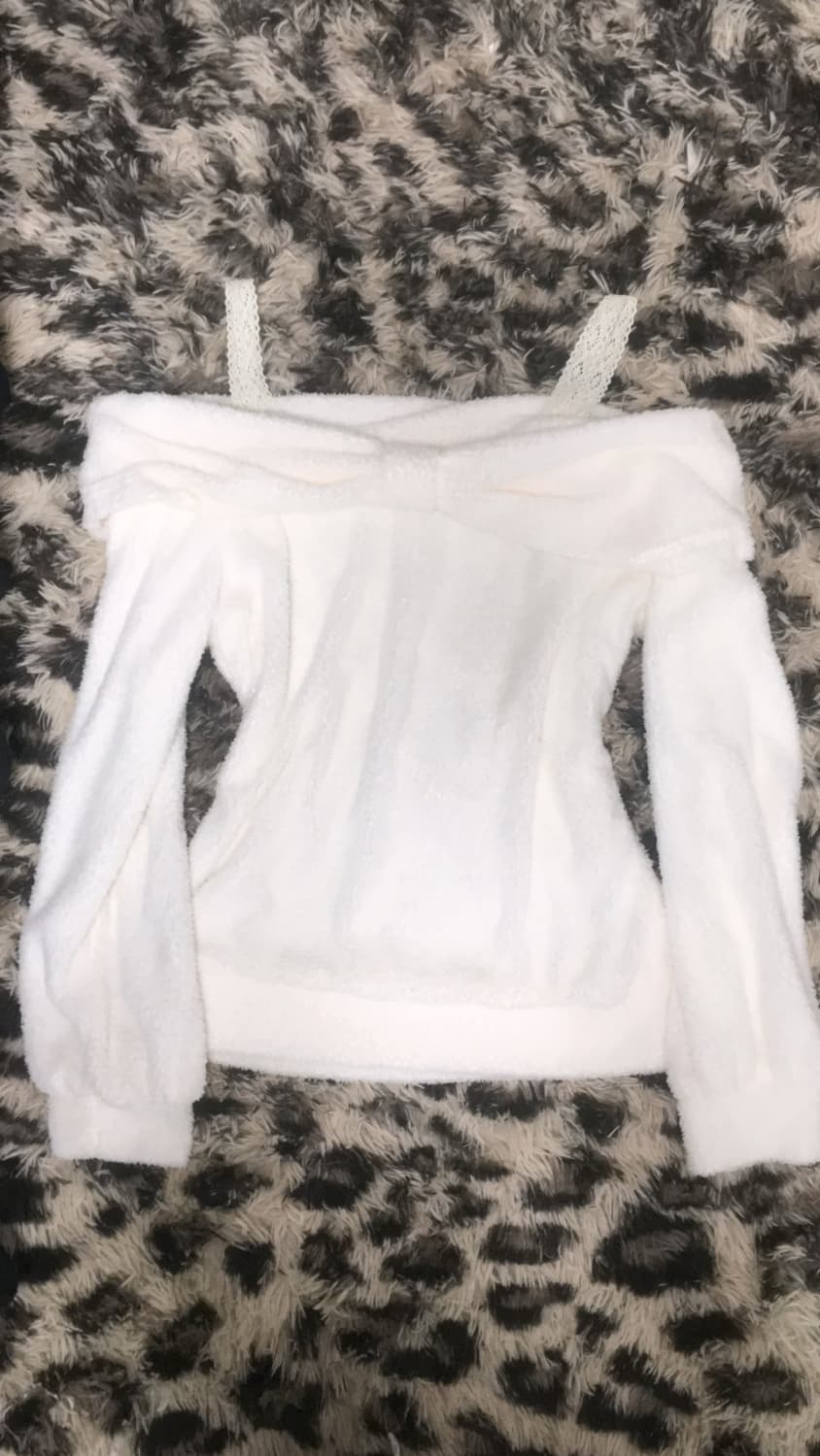 KanNa shop 리즈리사깔 라떼갸루 히메갸루 리본 오프숄더 니트 상품이미지2