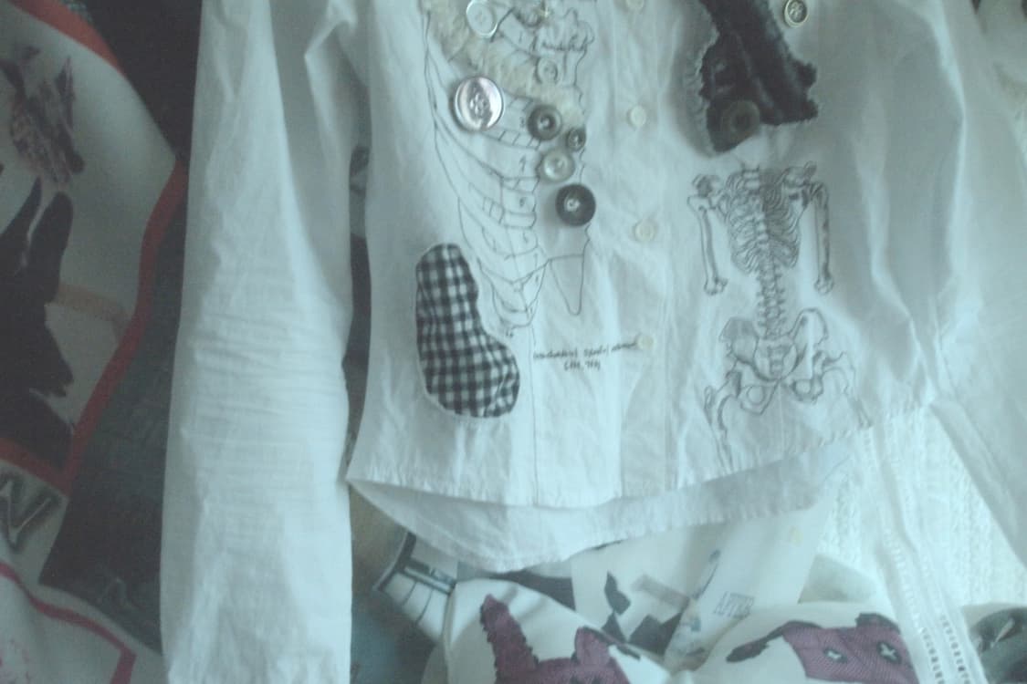 Gun brooch/Science anatomy hole shirt 상품이미지5