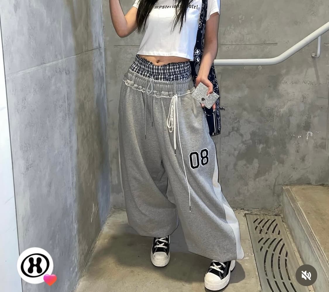 더미스테리어스호텔 컷오프 스웻팬츠 상품이미지1