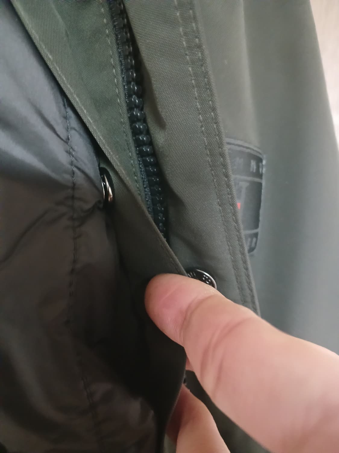 타미힐피거 카키색 누빔 점퍼 XL 상품이미지5