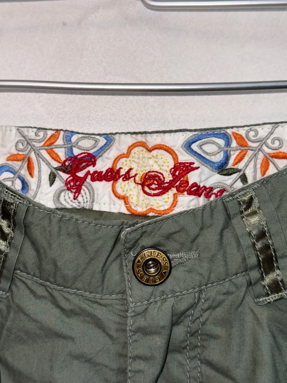 Guess mute khaki balloon pocket skirt 상품이미지4