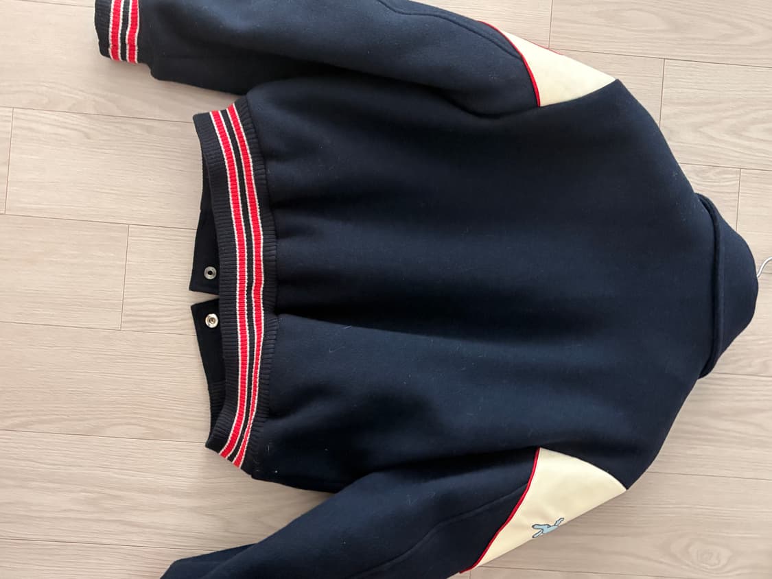 프레클 바시티 자켓  상품이미지3