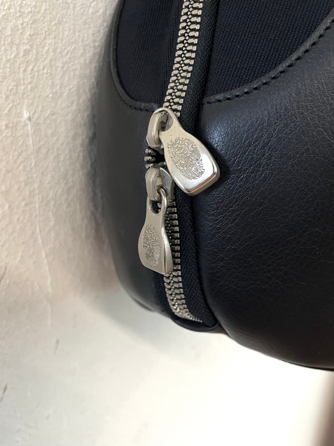 알렉산더 맥퀸 샘소나이트 레더 숄더백 상품이미지5