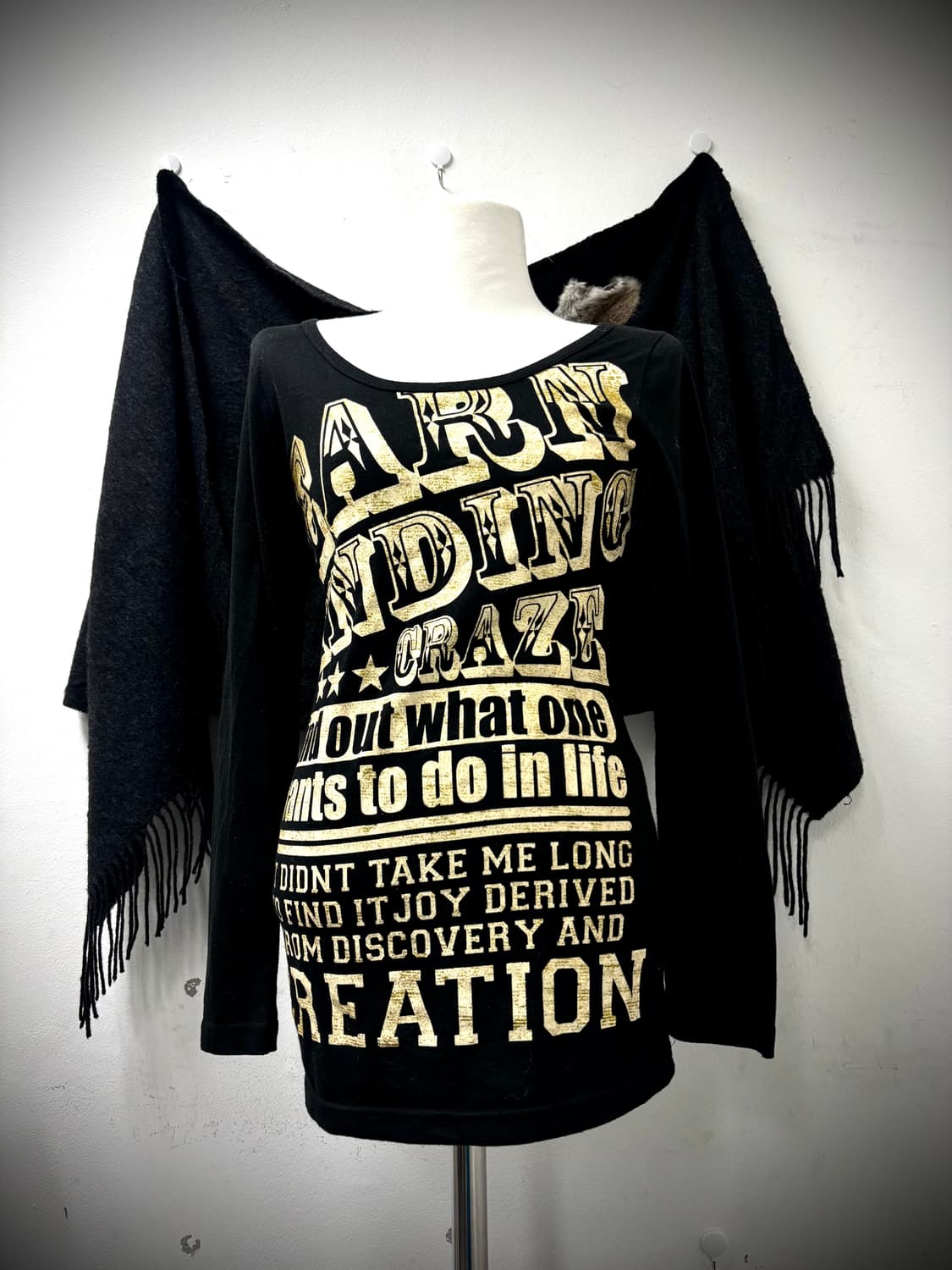 “Vintage”Y2K Print Black Slim Fit Sleeve 상품이미지7