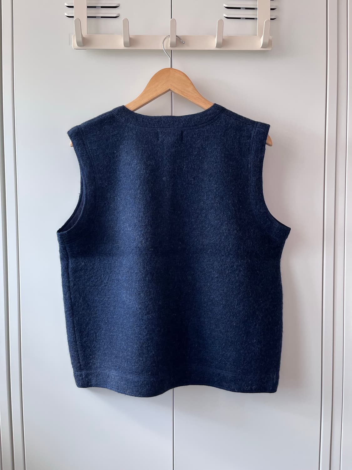 울리치 북극곰 자수 니트 조끼 가디건 상품이미지9