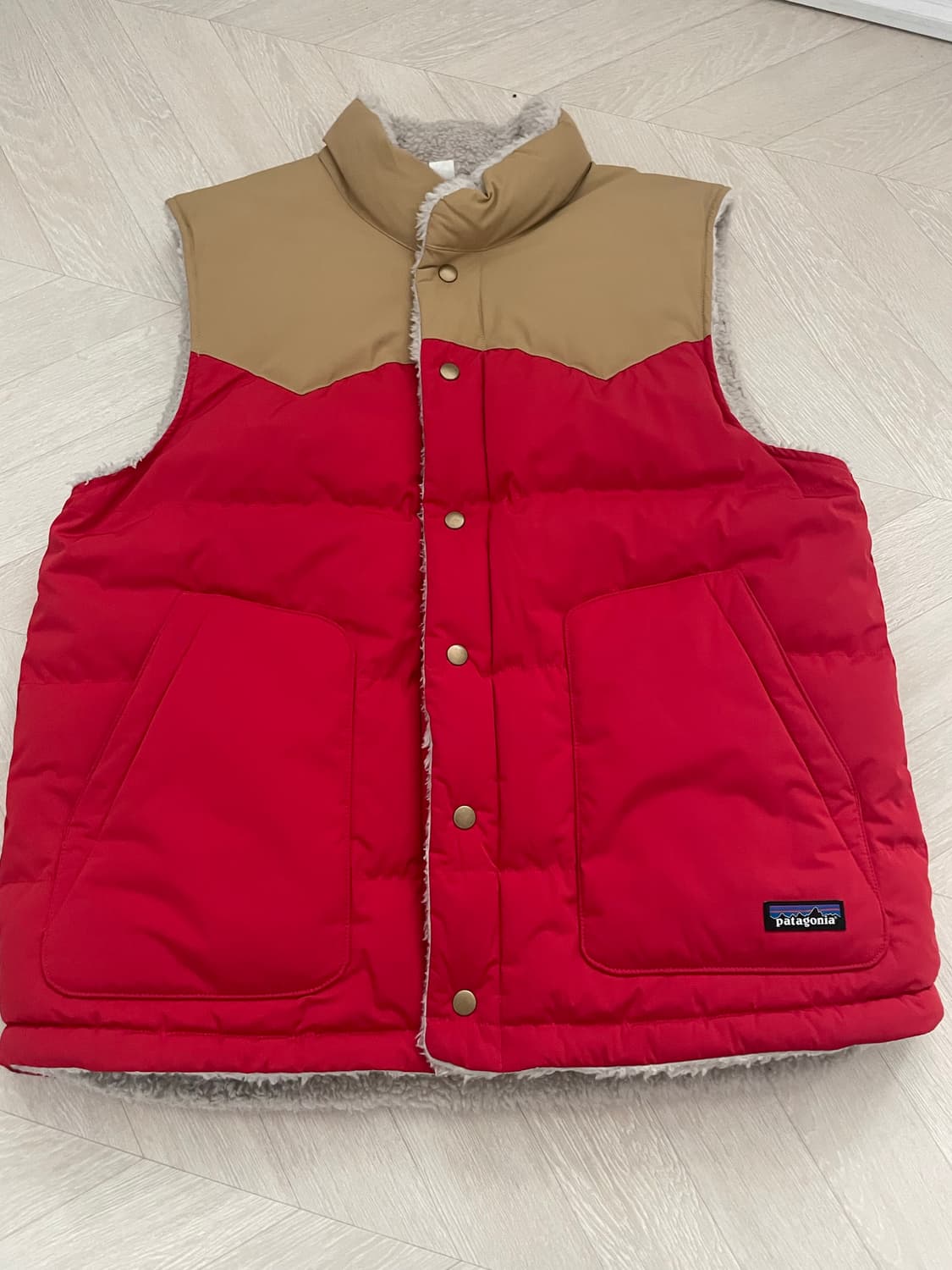 파타고니아 리버시블 비비 다운 베스트 L 상품이미지1