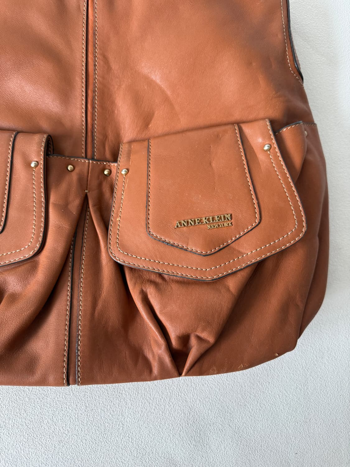 앤클라인(Anne Klein) 레더 숄더백(큰 사이즈) 상품이미지2