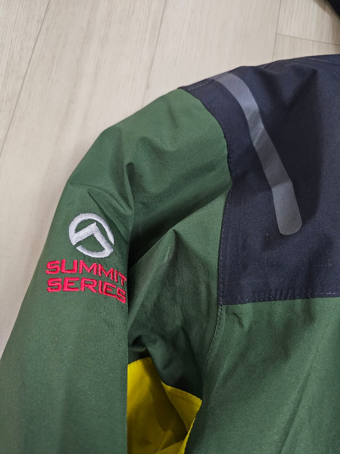 [105] 노스페이스 써밋시리즈 고어텍스 레인쉘 자켓 상품이미지4